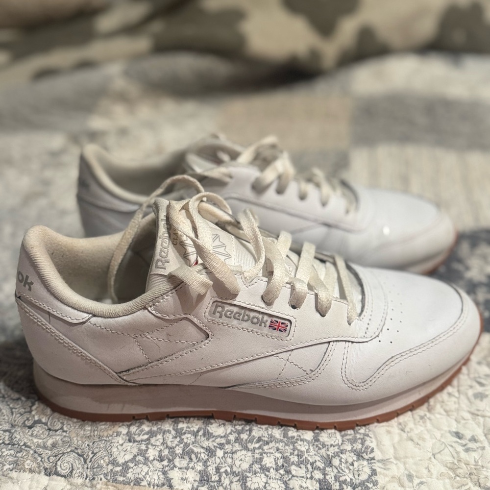 Reebok Women's Cream Sneakers